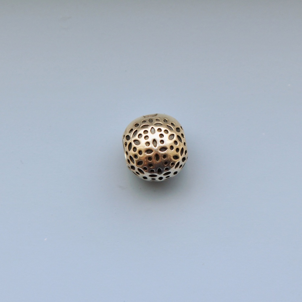 Pandora Art Nouveau Lace Clip Charm